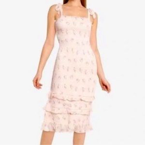 Abercrombie & Fitch Smocked Floral Tie Strap
Midi Dress XS pink bodycon
